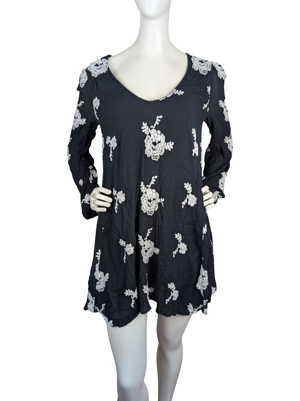 Free People Black Embroidered Cotton Boho Festival Mini Swing Dress Fits XS/S